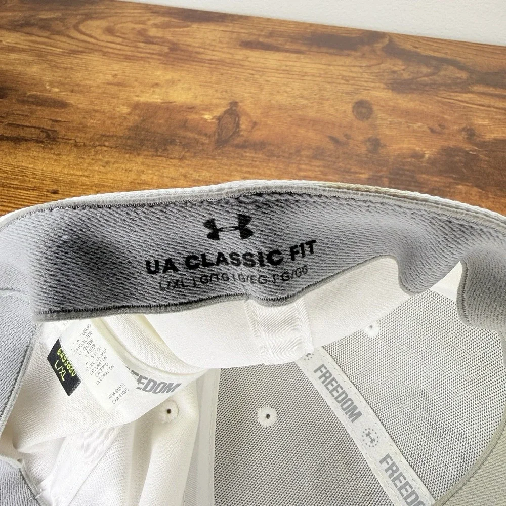 Under Armour Freedom USA Flag White Stretch Fit Hat Cap Men's L/XL Golf